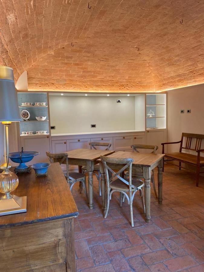 Relais Maria Cristina Bed & Breakfast Chianni Exterior foto